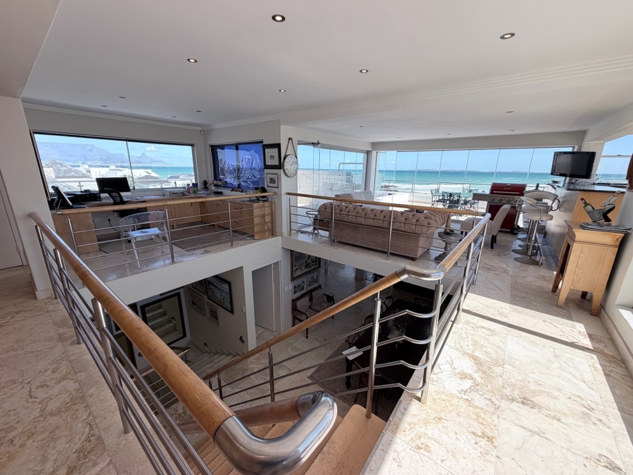 7 Bedroom Property for Sale in Bloubergstrand Western Cape